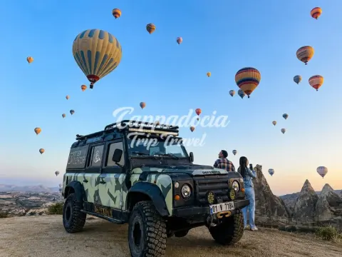 Safari in jeep tra le aspre valli della Cappadocia al tramonto