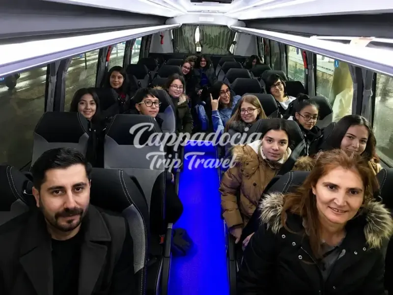 Navetta in attesa all'aeroporto di Nevşehir per la Cappadocia